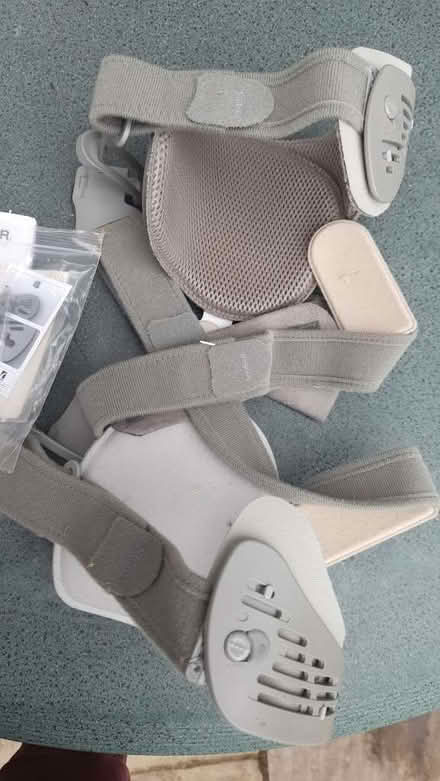 Photo of free Ossur knee brace (Byfleet KT14) #2