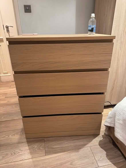 Photo of free chest of drawers (Islington N1) #1