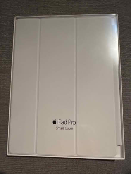 Photo of free iPad Pro smart cover (Little Parndon CM20) #1