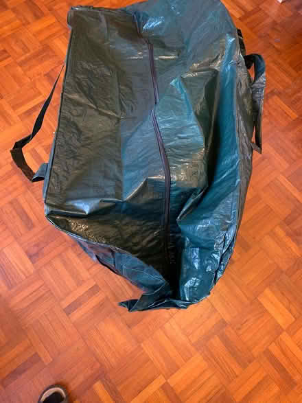 Photo of free Seat Cushion Storage Case (Nast Hyde Farm AL10) #1