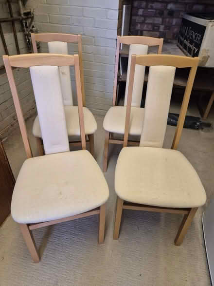 Photo of free 4 dining room chairs (Hemel Hempstead HP3) #2