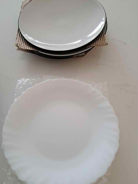 Photo of free Plates and dishes good condition (Stratford-upon-Avon) #2