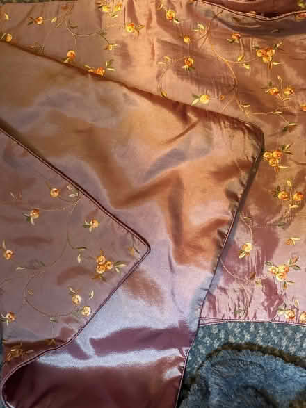 Photo of free 4 x cushion covers (Ashford TW15) #2