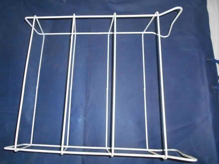 Photo of free shoe rack (Maiden Erlegh Nature Reserve RG6) #1