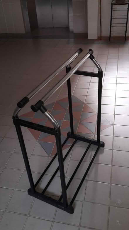 Photo of free Clothes Rack (Queenstown, near MRT) #3