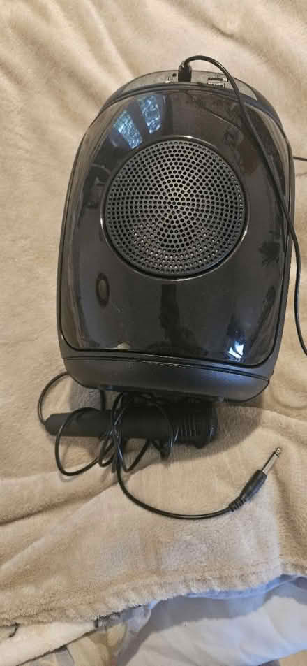 Photo of free Bluetooth karaoke machine (Hook RG27) #1