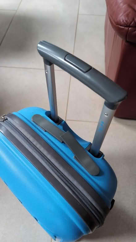 Photo of free Tripp Blue carry on case (Woodmancote) #2