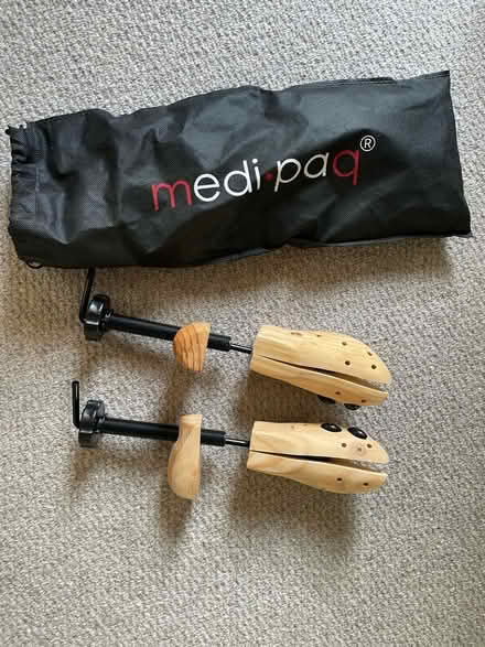Photo of free boot/shoe stretchers used once and look like new (De Parys MK40) #1