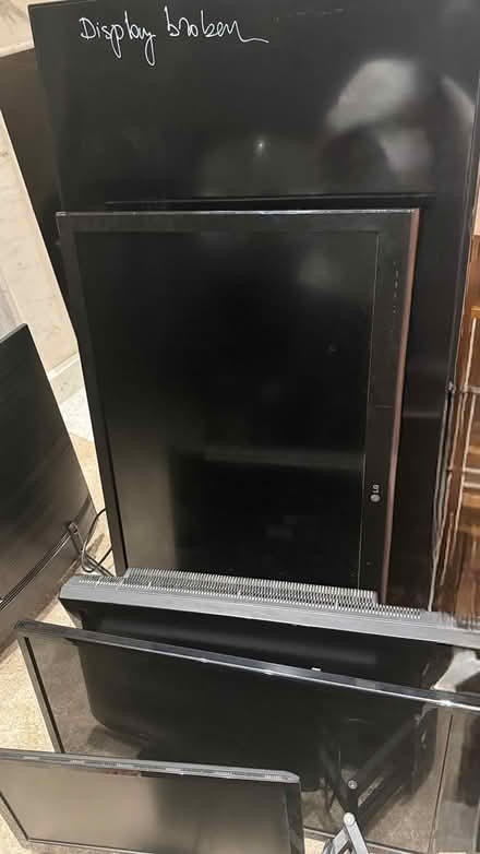 Photo of free ASSORTED broken TVS — LG • SAMSUNG (Nothing Hill W2) #1