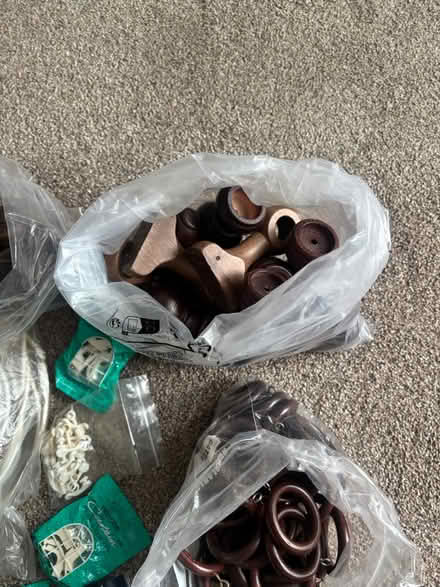 Photo of free Mixture of Curtain fittings (CT163JH) #4
