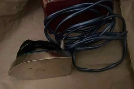 Photo of free Vintage travelling iron (Finsbury Park N4) #4
