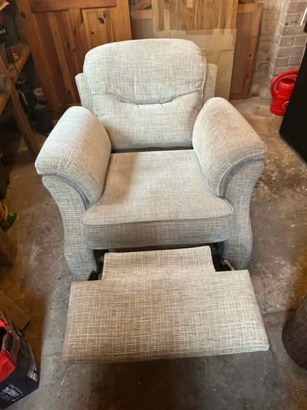 Photo of free Electric reclining chair (Liss GU33) #4