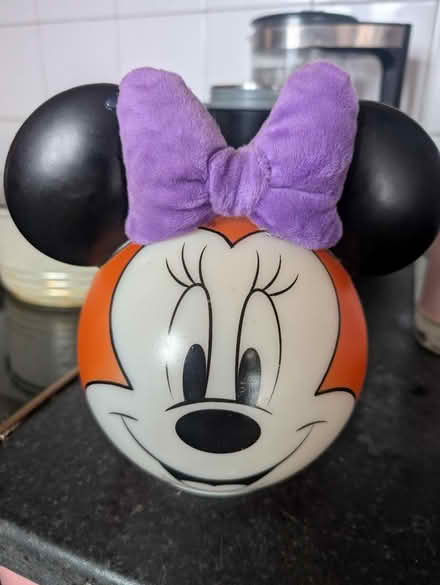 Photo of free Disney light needs batteries (Erith DA8) #1
