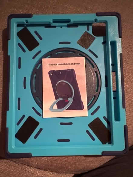 Photo of free iPad Pro Cover (Little Parndon CM20) #1