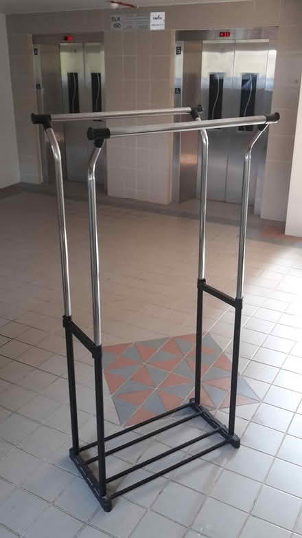 Photo of free Clothes Rack (Queenstown, near MRT) #1