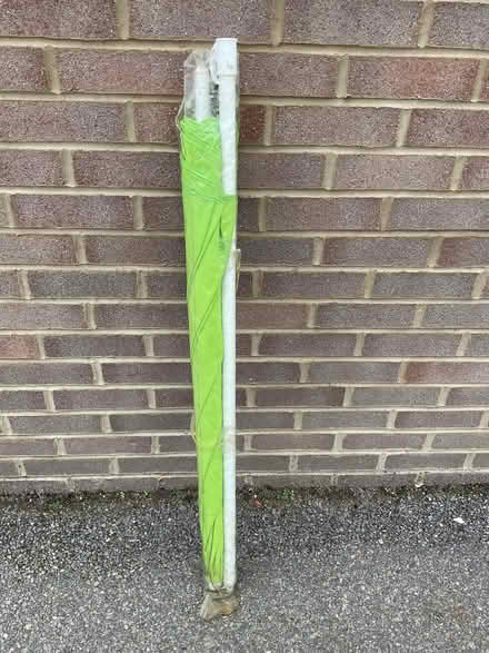 Photo of free Large Garden/beach umbrella (Eastbourne BN21) #3