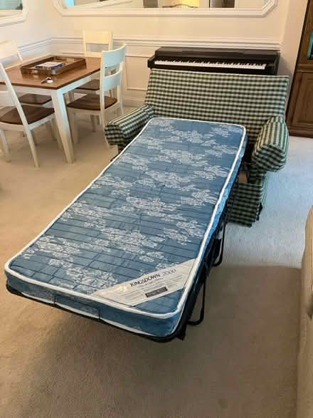 Photo of free Comfortable Love Seat w/Pullout Bed (Olney) #2