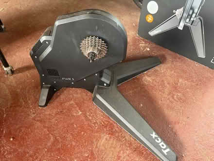 Photo of free TRAX Flux S Smart. Turbotrainer (EX3) #1