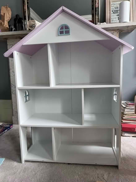 Photo of free Children’s book shelves (Camden Town NW1) #1