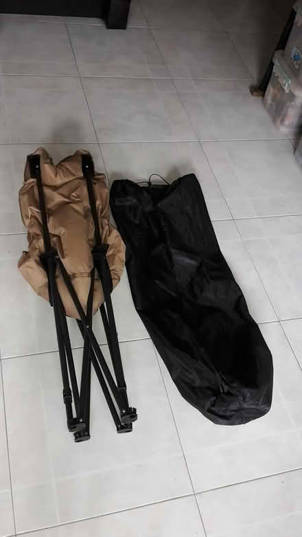 Photo of free FAULTY Camping Chair (Queenstown, near MRT) #3