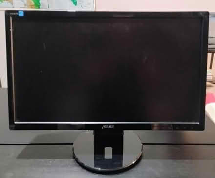 Photo of free ASUS Widescreen LCD Computer Monitor – Black – Includes Stand 20874 #1