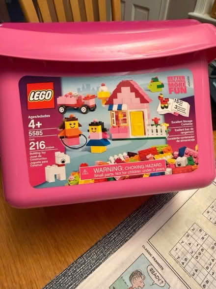 Photo of free Lego kit (Near Montrose Rd and 270) #1