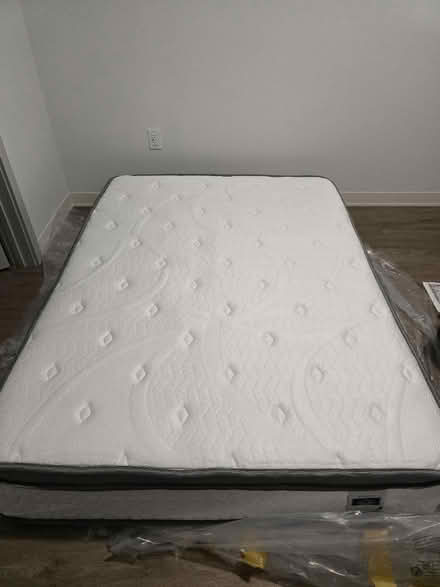 Photo of free Mattress (Hyde Park) #1