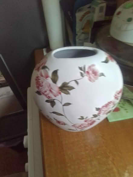Photo of free China Vase (The Ronkswood WR5) #3