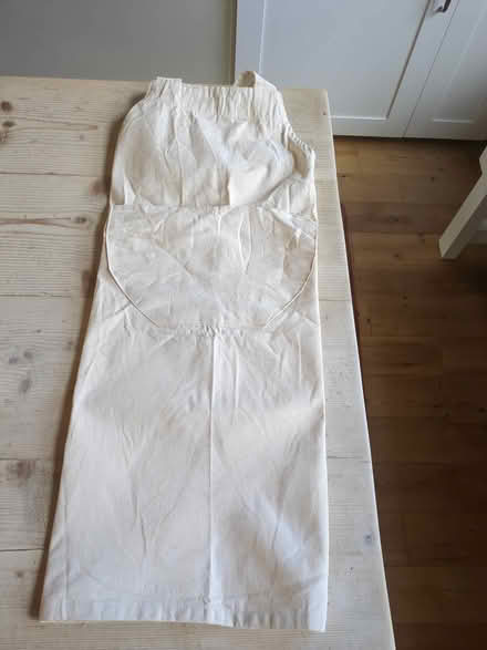 Photo of free 2x DT Aprons (Trowbridge BA14) #1