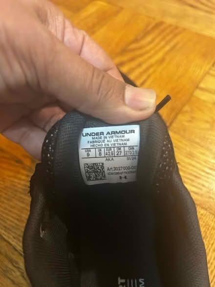 Photo of free New Men’s Under Armour Sneakers: 9 (Corn of Qns. Blvd. and 83rd Av) #3