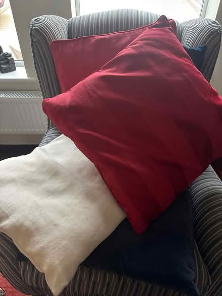 Photo of free Cushions and a clock (Churchtown) #2