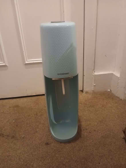 Photo of free Sodastream/sparkling water maker (Balham SW17) #1