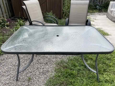 Photo of free Patio table and 4 chairs (Etobicoke ON) #1