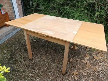 Photo of free Extendable table (Burnham) #1
