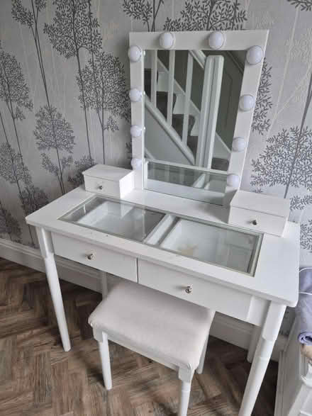 Photo of free Used dressing table (Long Eaton NG10) #1