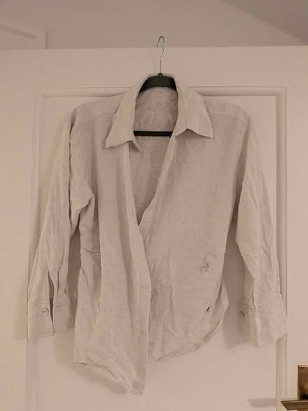 Photo of free Ladies shirt (W5) #1