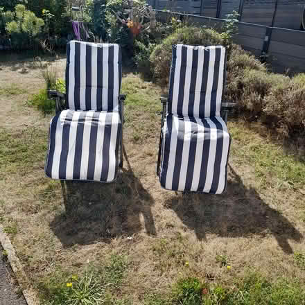 Photo of free Reclining Garden Chairs x2 (Gosport PO12) #3