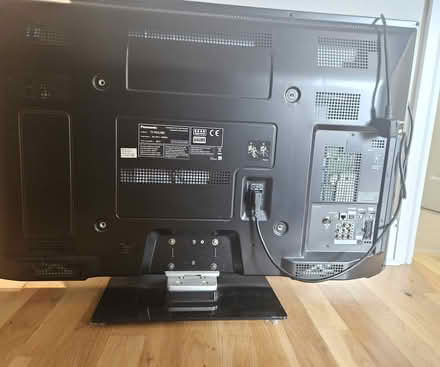Photo of free Panasonic TV for spares/parts — UB2 (Hanwell UB2) #4