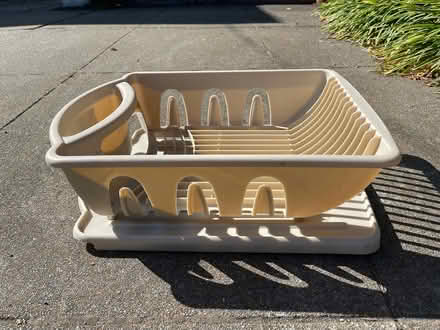 Photo of free Dish Drainer (Webster near Farmers Market) #1