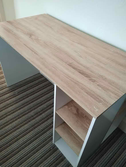 Photo of free Desk (Aigburth L17) #1
