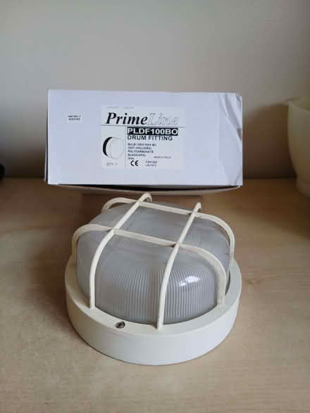 Photo of free Light Fitting (outdoor) (North Ascot SL5) #1