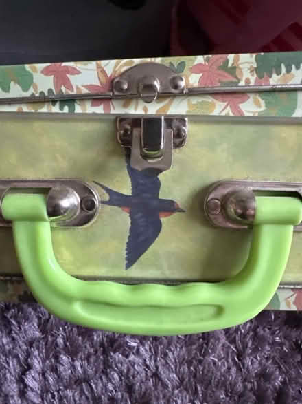 Photo of free Storage tin with handle (Ashford TW15) #4