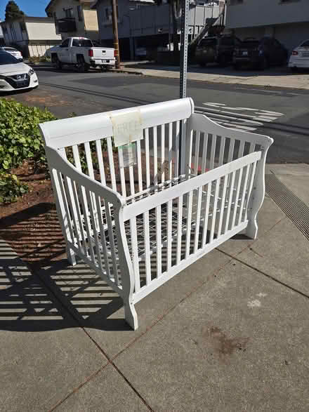 Photo of free Baby Crib (El Cerrito) #1