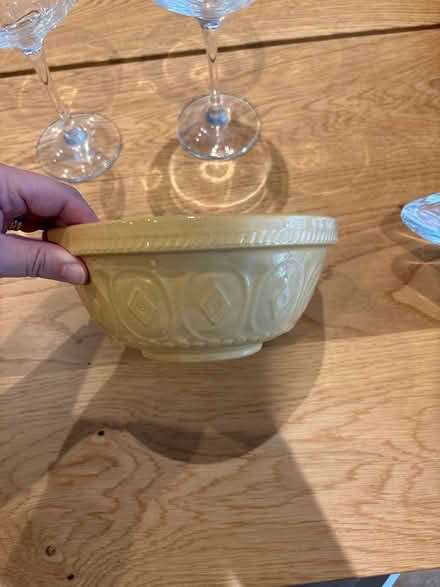 Photo of free Mixing bowl (Southdown BA2) #2