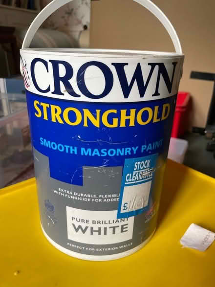 Photo of free Masonry Paint: White masonry paint 5 litres (De Parys MK40) #1