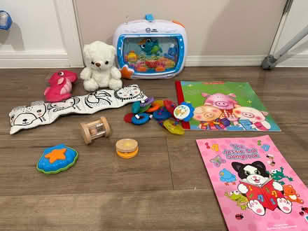Photo of free Baby toys and books (newborn to 6 months) (Chipping Barnet EN5) #1
