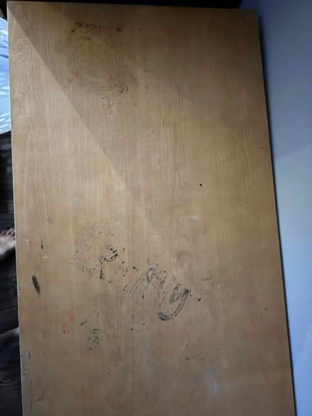 Photo of free Kid’s desk (Sunnyvale - 94087) #3