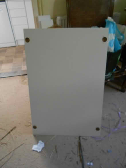 Photo of free Kitchen cabinet door (Maiden Erlegh Nature Reserve RG6) #1