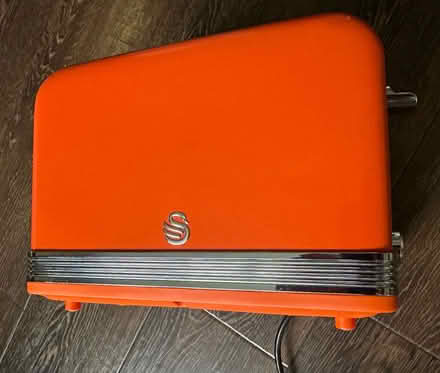 Photo of free Toaster (Chigwell IG7) #4