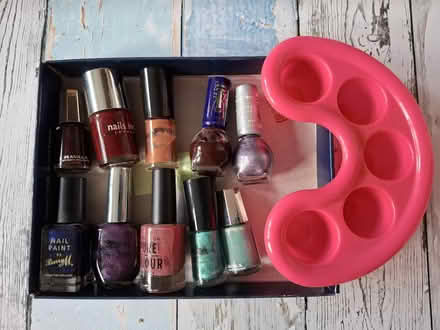 Photo of free Nail varnish & soaker pot (CB4 3) #1